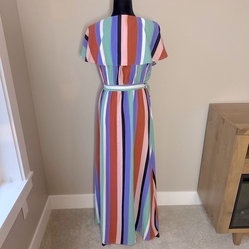 Vici striped long maxi dress size large - Picture 7 of 9